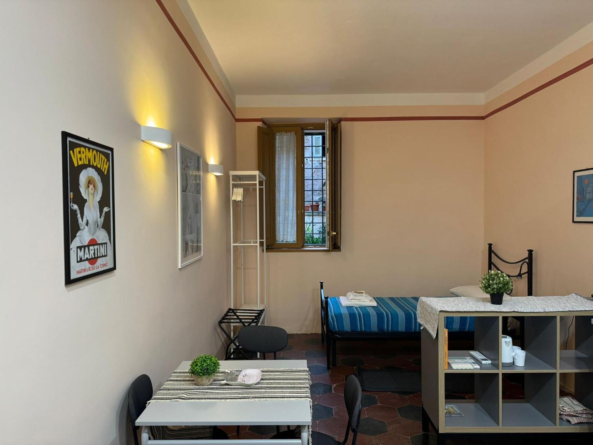 Le Due Torri In Rione Monti * Rome